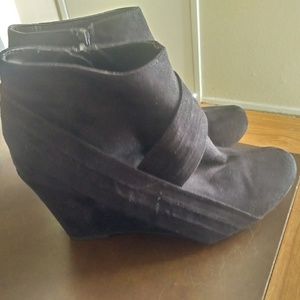 Ankle boots